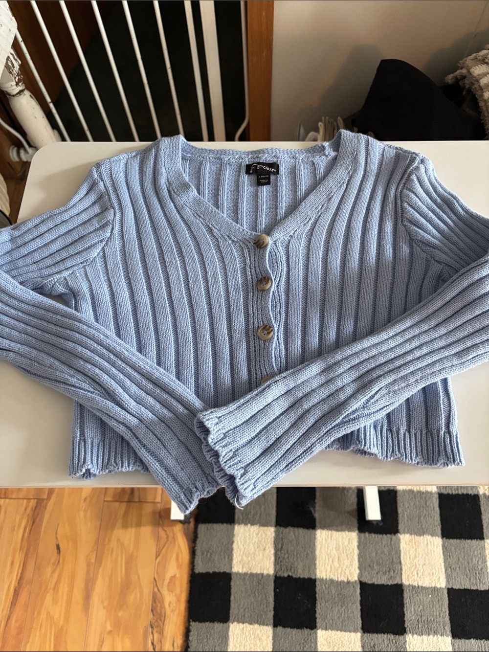 2 Ribbed V-Neck Button Cardigan - Light Blue & Beige - Picture 5 of 10